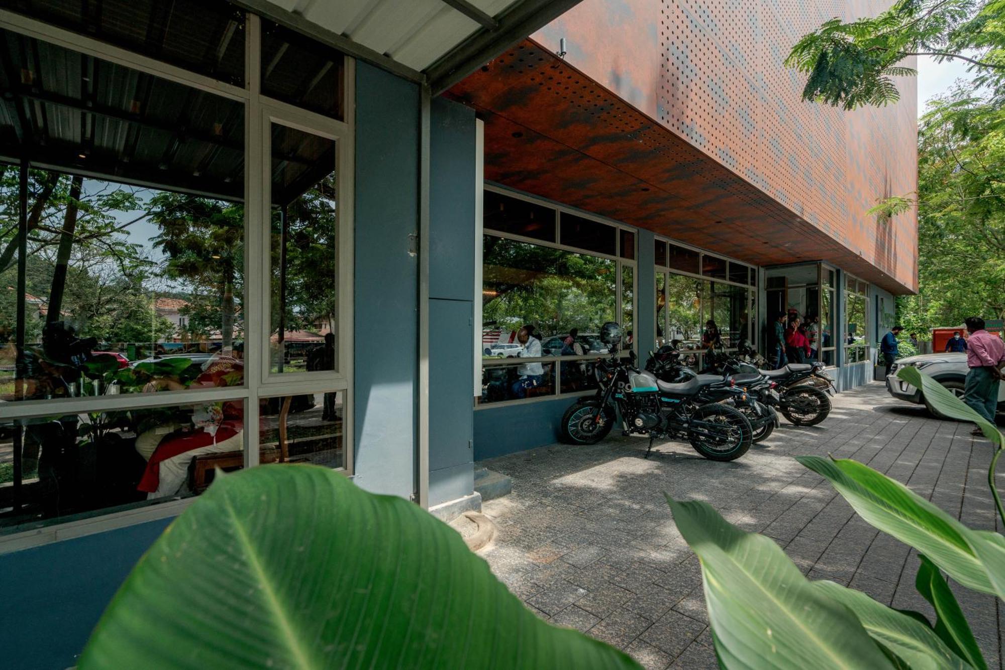 Kochi Aryaas Regent酒店 外观 照片